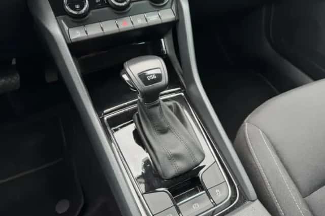 Škoda Karoq (2018) thumbnail 22