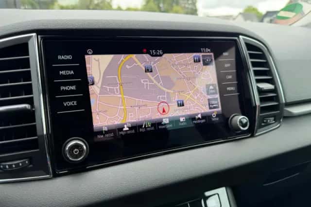 Škoda Karoq (2018) thumbnail 25