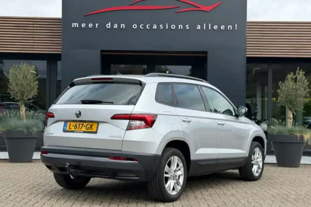 Škoda Karoq (2018) thumbnail 4