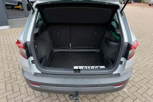 Škoda Karoq (2018) thumbnail 8
