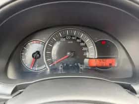 Nissan Micra (2014) thumbnail 13