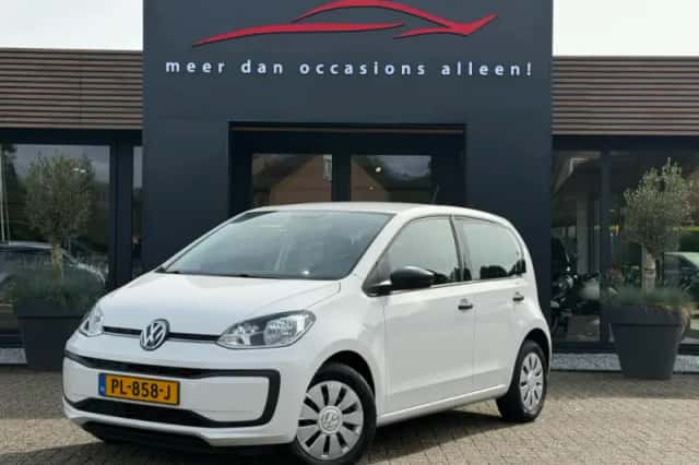 Volkswagen Up! (2017) thumbnail 1