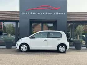 Volkswagen Up! (2017) thumbnail 3