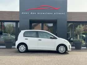 Volkswagen Up! (2017) thumbnail 5
