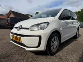 Volkswagen Up! (2017) thumbnail 10