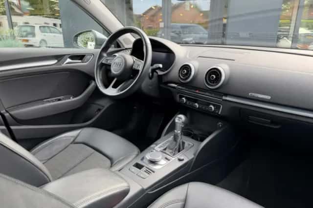 Audi A3 (2020) thumbnail 2