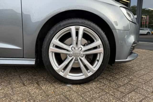 Audi A3 (2020) thumbnail 9