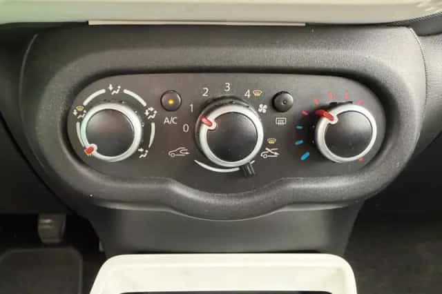 Renault Twingo (2018) thumbnail 14