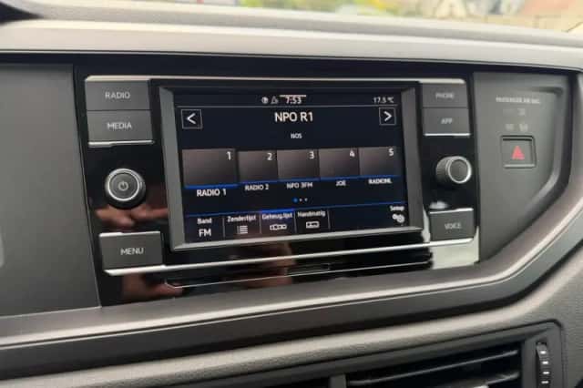 Volkswagen Polo (2022) thumbnail 15