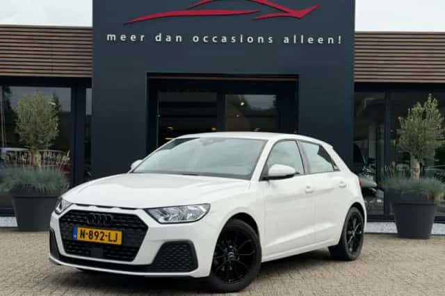 Audi A1 (2021) thumbnail 1