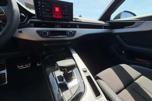 Audi A4 (2024) thumbnail 6