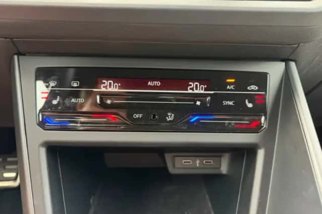 Volkswagen Taigo (2022) thumbnail 6