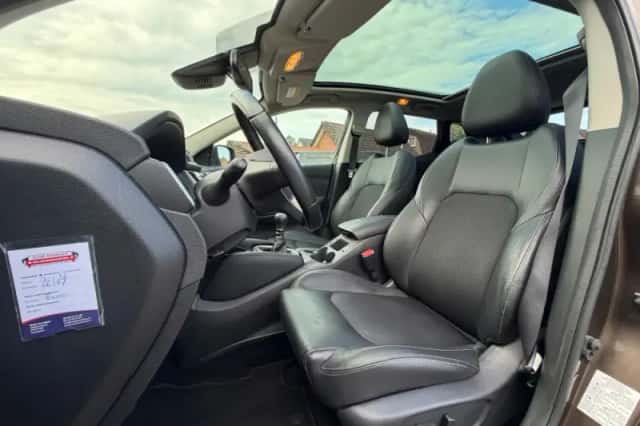 Nissan Qashqai (2018) thumbnail 2