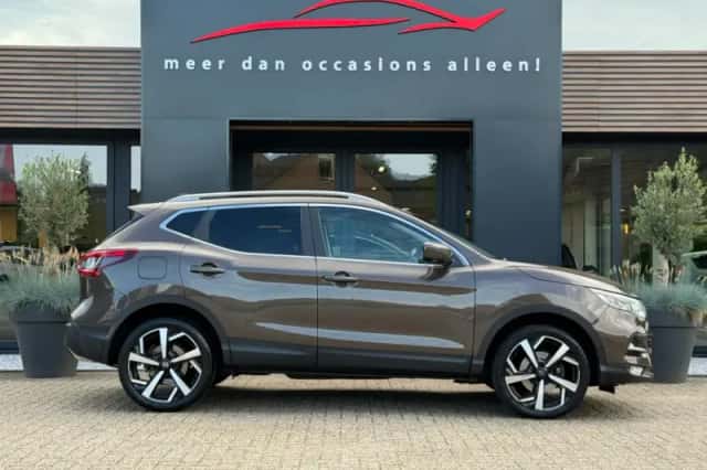 Nissan Qashqai (2018) thumbnail 5
