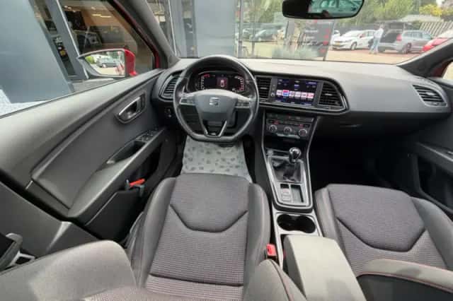 SEAT Leon (2020) thumbnail 4