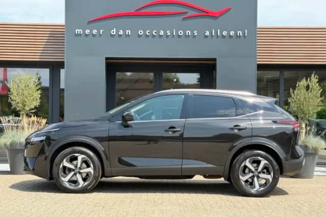 Nissan Qashqai (2022) thumbnail 5