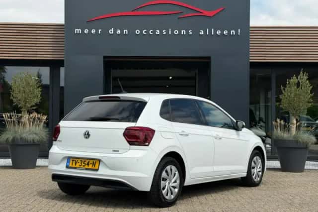 Volkswagen Polo (2018) thumbnail 3