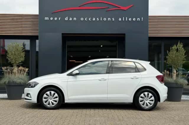 Volkswagen Polo (2018) thumbnail 5