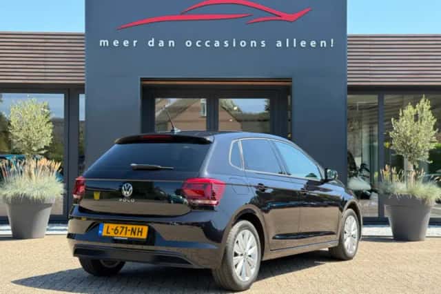 Volkswagen Polo (2021) thumbnail 3