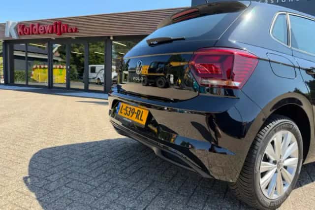 Volkswagen Polo (2021) thumbnail 6