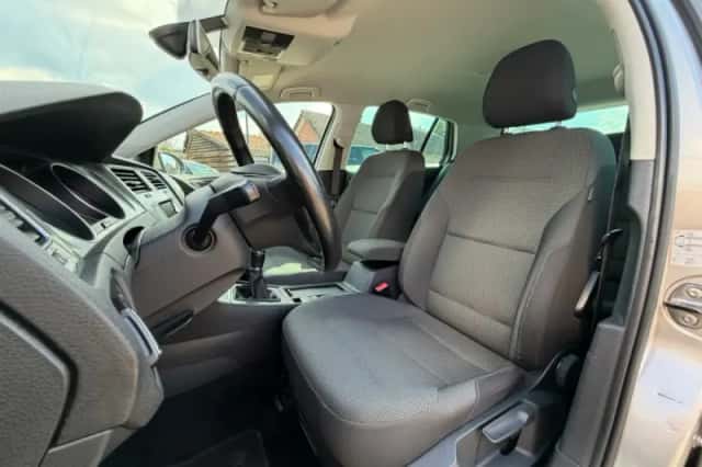 Volkswagen Golf (2013) thumbnail 4