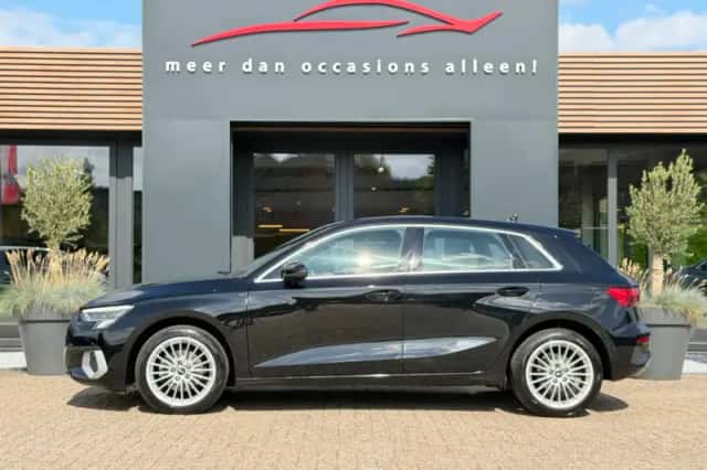 Audi A3 (2023) thumbnail 5
