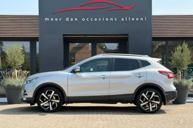 Nissan Qashqai (2018) thumbnail 5