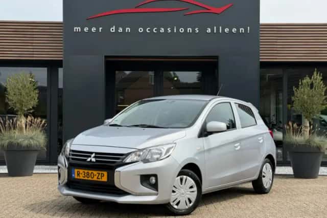 Mitsubishi Space Star (2023) thumbnail 1