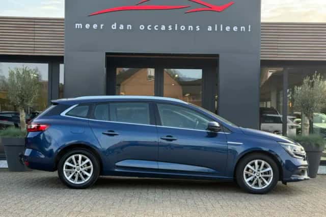Renault Mégane (2020) thumbnail 5