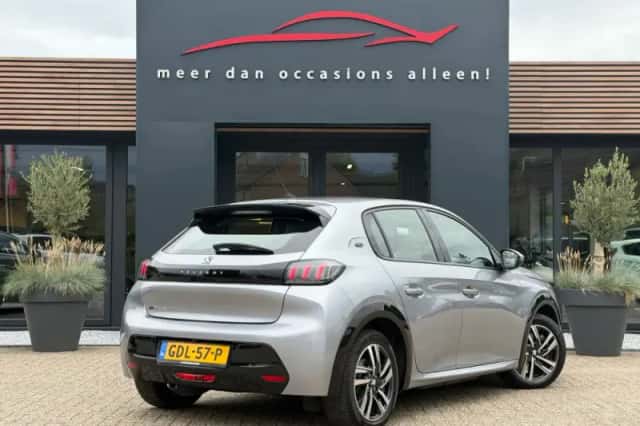 Peugeot e-208 (2020) thumbnail 4