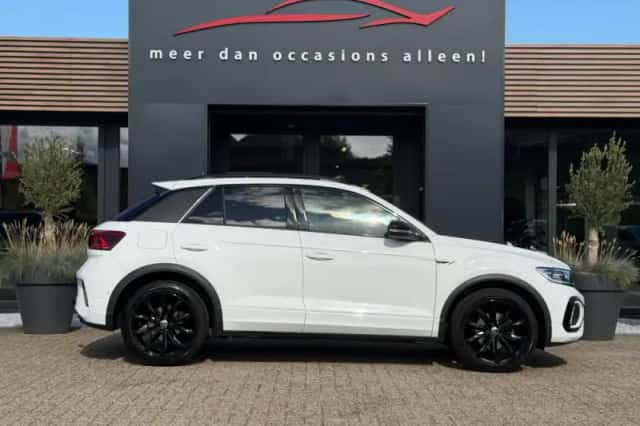 Volkswagen T-Roc (2022) thumbnail 6