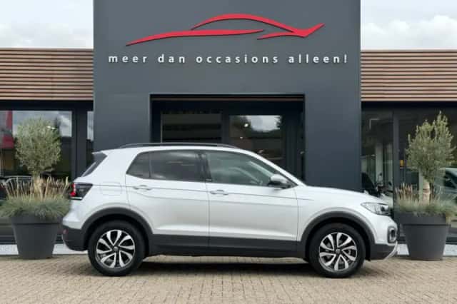 Volkswagen T-Cross (2021) thumbnail 4