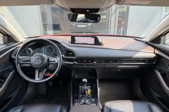 Mazda CX-30 (2020) thumbnail 2