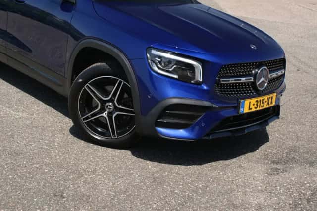 Mercedes-Benz GLB-Klasse (2021) thumbnail 2