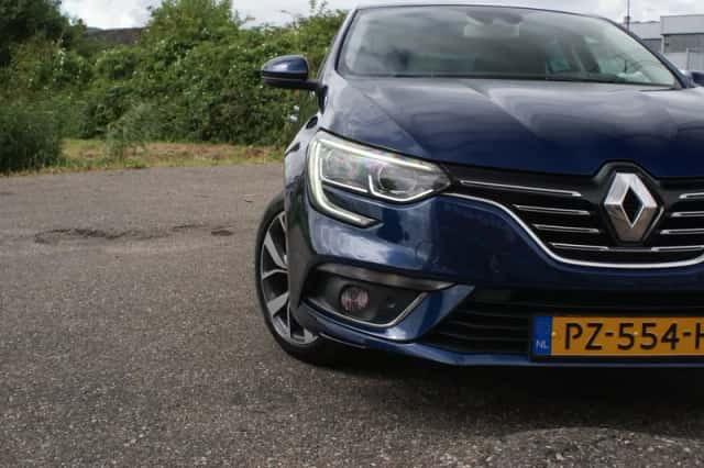 Renault Mégane (2017) thumbnail 4