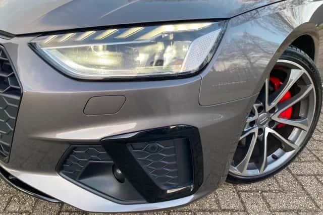 Audi A4 (2020) thumbnail 4