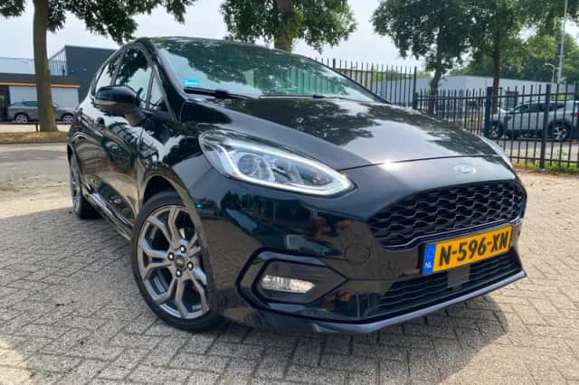 Ford Fiesta (2022) thumbnail 2