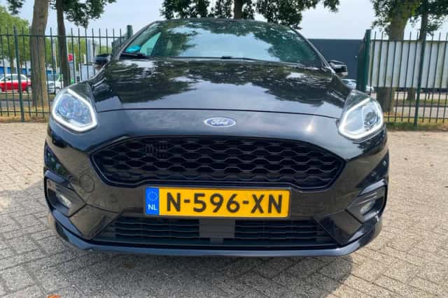 Ford Fiesta (2022) thumbnail 3
