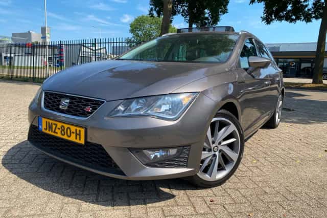 SEAT Leon (2016) thumbnail 1