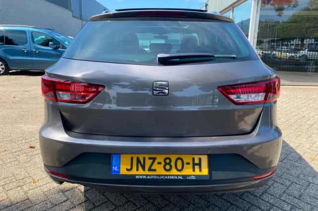 SEAT Leon (2016) thumbnail 6