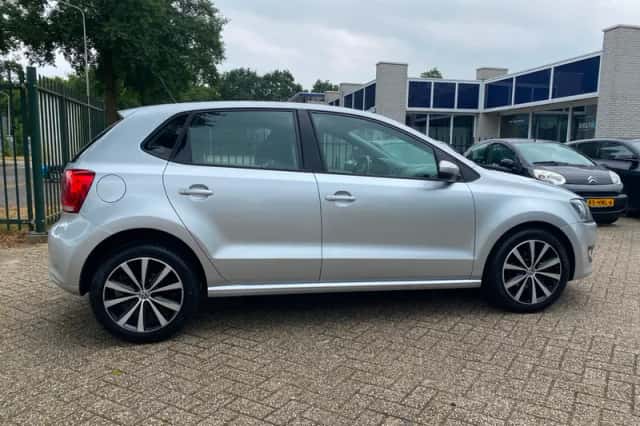 Volkswagen Polo (2013) thumbnail 5