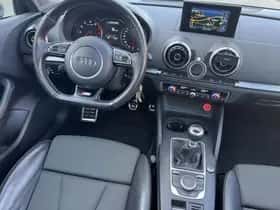 Audi A3 (2015) thumbnail 9