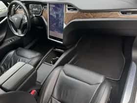 Tesla Model S (2017) thumbnail 6