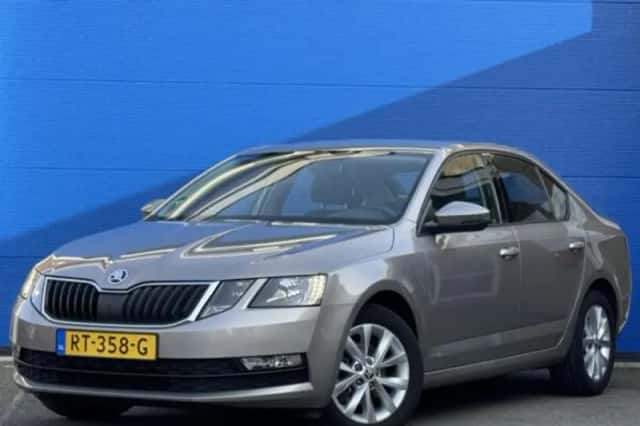 Škoda Octavia (2018) thumbnail 1
