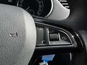 Škoda Octavia (2018) thumbnail 20