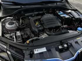 Škoda Octavia (2018) thumbnail 26