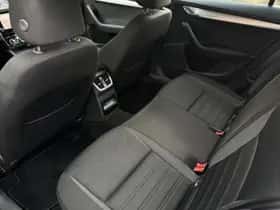 Škoda Octavia (2018) thumbnail 7