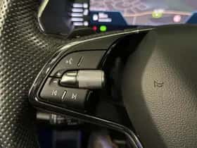 Škoda Octavia (2022) thumbnail 16