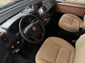 Hymer B (2013) thumbnail 12