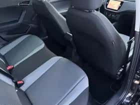 SEAT Ibiza (2017) thumbnail 9